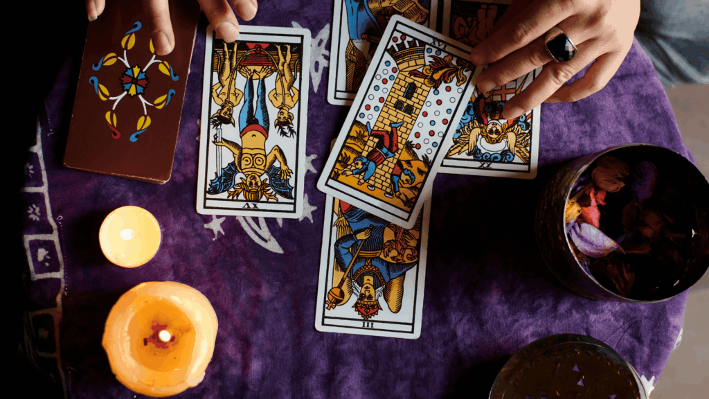 Consulta a tarot entenda como funciona e o que esperar de uma leitura espiritual verdadeira - v2